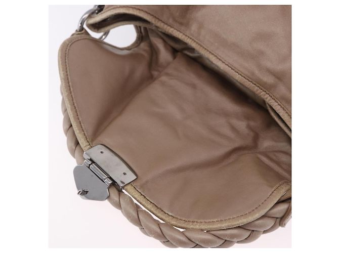 Bolsa Miu Miu Matelassé Bege Silver Auth 199449 Prata - vista 23