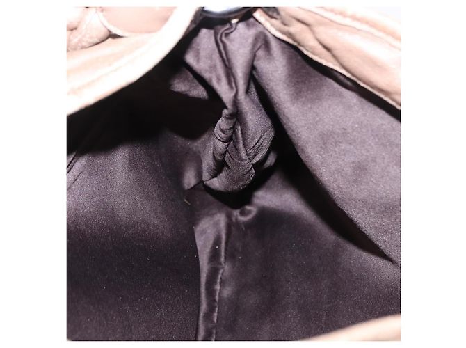 Bolsa Miu Miu Matelassé Bege Silver Auth 199449 Prata - vista 27