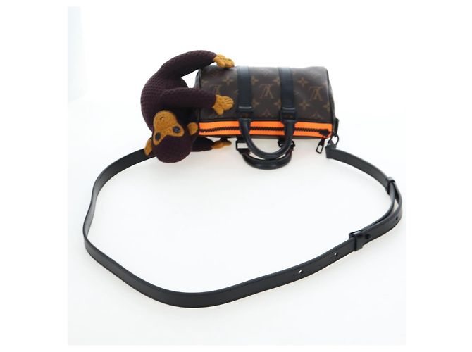 LOUIS VUITTON Monkey Puppet KeepallXS Boston Bag M80118 LV Auth 203309SM Monogramma - vista 8