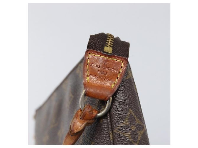 LOUIS VUITTON Monogram Pochette Accessoires Pouch M51980 LV Auth BA15721 - view 19