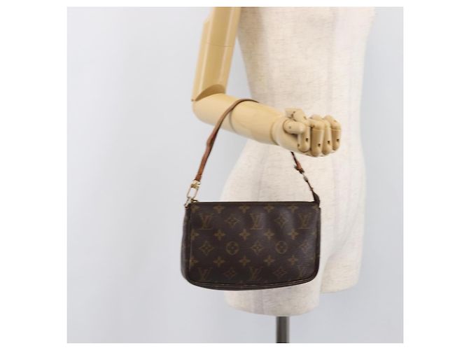 LOUIS VUITTON Monogram Pochette Accessoires Pouch M51980 LV Auth BA15721 - view 23