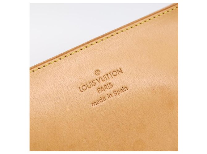 LOUIS VUITTON Nomad Kava Amble PM Pouch Beige LV Auth 201182A - vista 17