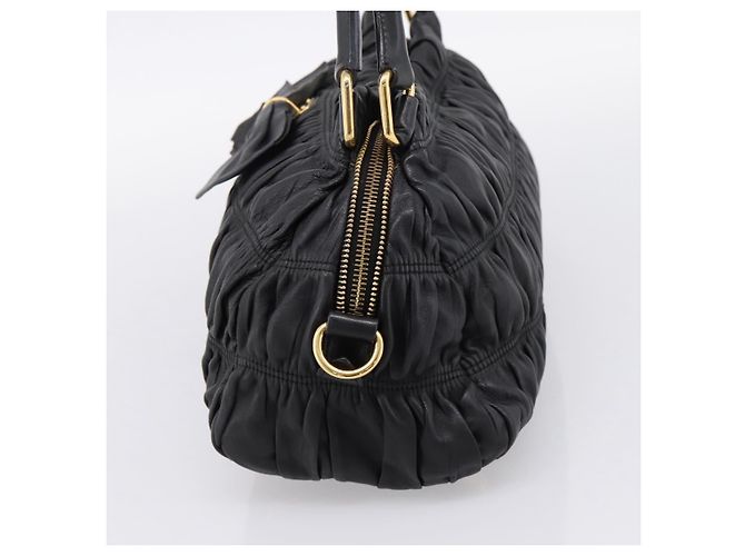 Bolsa de mão PRADA em couro preto e ouro Auth am12603SAM Dourado - vista 4