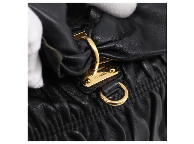 Bolsa de mão PRADA em couro preto e ouro Auth am12603SAM Dourado - vista 9