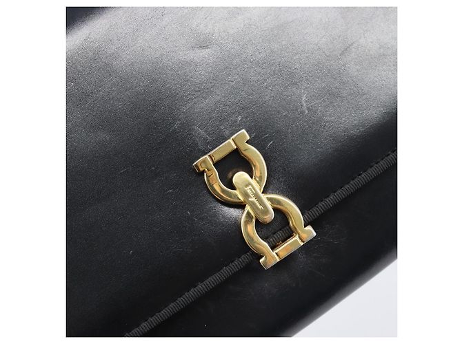 Borsa a tracolla Salvatore Ferragamo in pelle nera e oro Auth 202612 Nero - vista 17