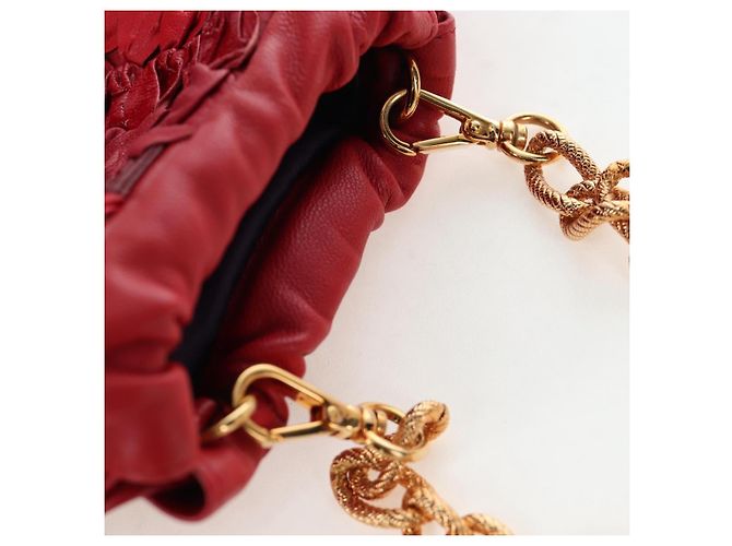 Miu Miu Matelasse Shoulder Pouch Leather Red Gold Tone Auth SW2692M Rosso - vista 10