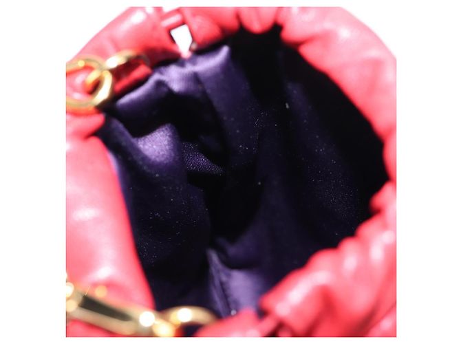 Miu Miu Matelasse Shoulder Pouch Leather Red Gold Tone Auth SW2692M Rosso - vista 23
