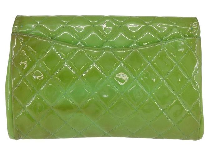 Borsa a tracolla CHANEL Matelasse in vernice verde con CC argento Auth ti3998A - vista 4