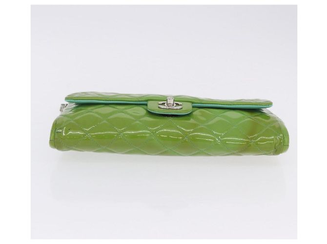Borsa a tracolla CHANEL Matelasse in vernice verde con CC argento Auth ti3998A - vista 8