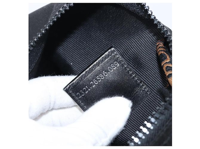 Pouch a mano FENDI Zucca Canvas Nero Marrone Auth 203003 - vista 12