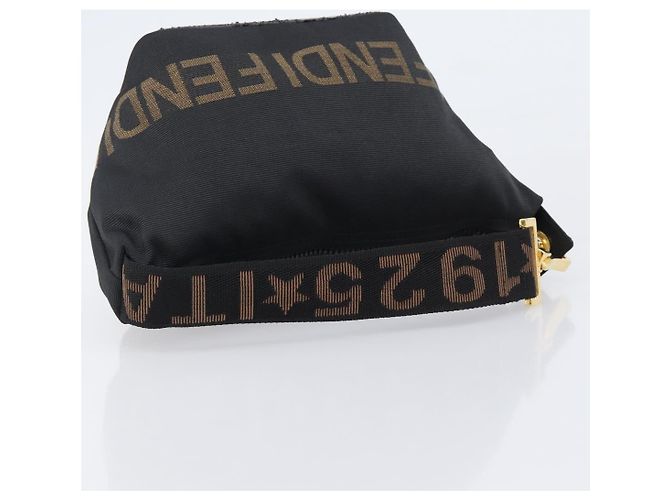 Pouch a mano FENDI Zucca Canvas Nero Marrone Auth 203003 - vista 7