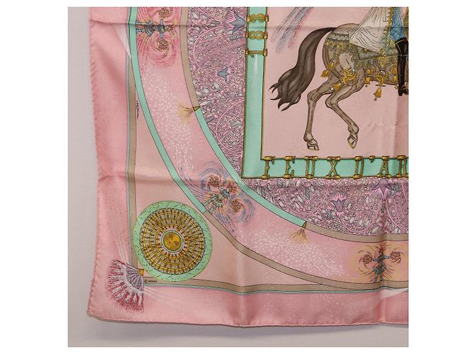 Hermès Foulard HERMES Carre 90 in Seta Rosa Auth 199729M - vista 8