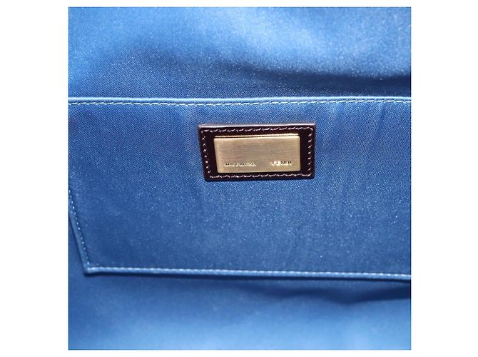 Borsa a pochette FENDI Zucca Canvas Rosso Oro Auth 200728A D'oro - vista 9