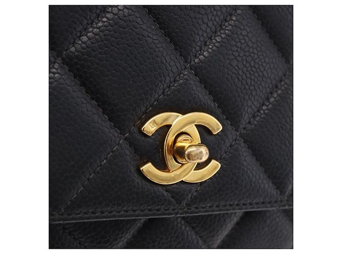 CHANEL Matelasse Turn Lock Shoulder Bag Caviar Skin Black Gold CC Auth 203228V Golden - view 18