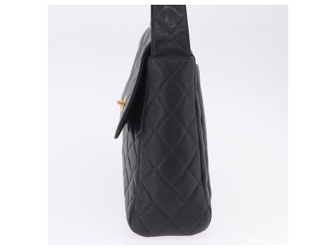 CHANEL Matelasse Turn Lock Shoulder Bag Caviar Skin Black Gold CC Auth 203228V Golden - view 3