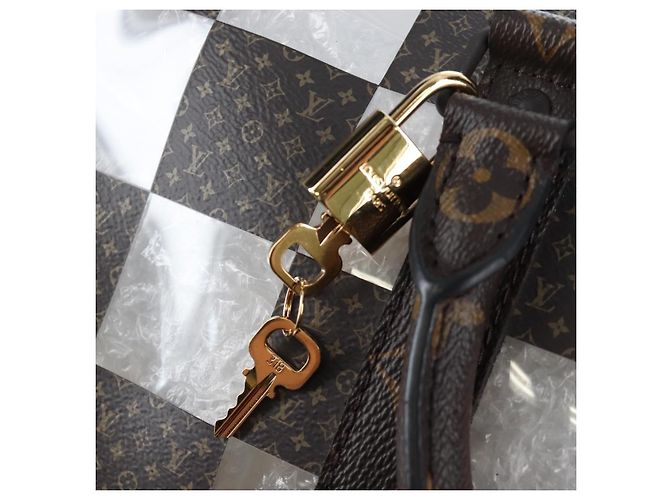 Borsa LOUIS VUITTON monogram chess Keepall Bandouliere 50 M20864 LV Auth 199399SM Monogramma - vista 9