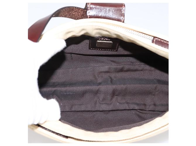 Borsa a tracolla FENDI Zucca Canvas Mamma Baguette Beige Silver Auth 202919V Argento - vista 11