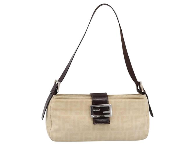 Borsa a tracolla FENDI Zucca Canvas Mamma Baguette Beige Silver Auth 202919V Argento - vista 13