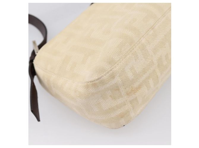 Borsa a tracolla FENDI Zucca Canvas Mamma Baguette Beige Silver Auth 202919V Argento - vista 16