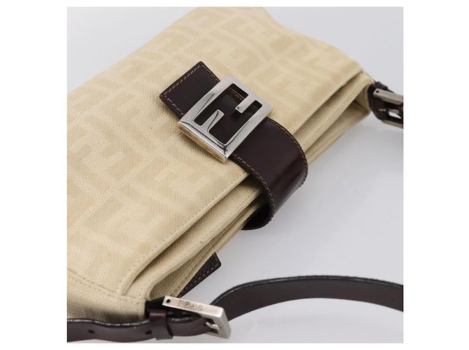 Borsa a tracolla FENDI Zucca Canvas Mamma Baguette Beige Silver Auth 202919V Argento - vista 6