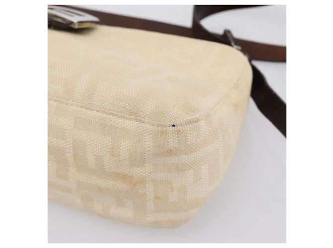 Borsa a tracolla FENDI Zucca Canvas Mamma Baguette Beige Silver Auth 202919V Argento - vista 9