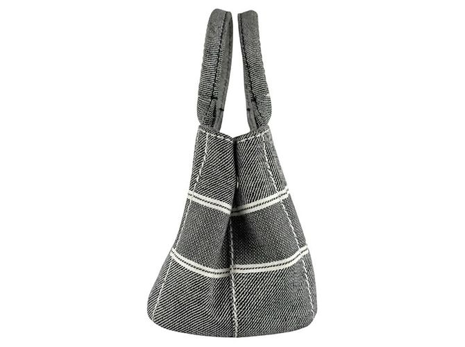 Miu Miu Handtasche aus schwarzem Canvas - Ansicht 2