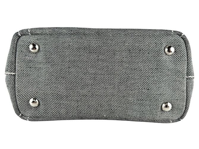 Miu Miu Handtasche aus schwarzem Canvas - Ansicht 4