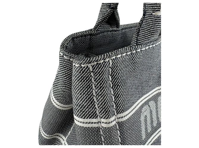 Miu Miu Handtasche aus schwarzem Canvas - Ansicht 6