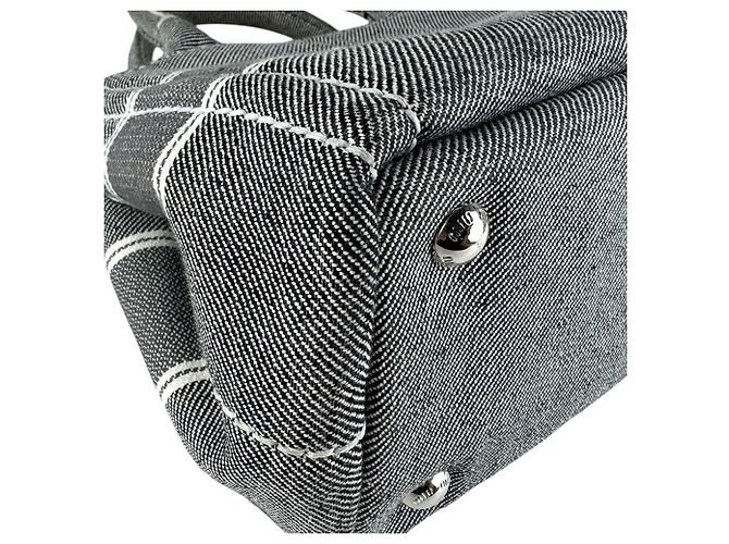 Miu Miu Handtasche aus schwarzem Canvas - Ansicht 8