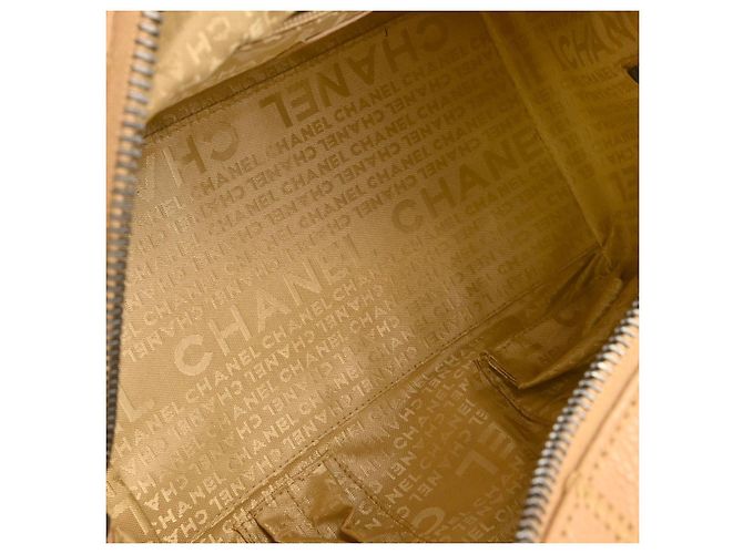 Borsa a tracolla Chanel Square Stitch Matelassé Caviar Small Beige - vista 3