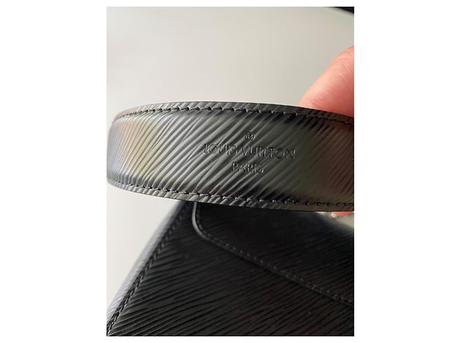 Louis Vuitton Twist MM Borsa Pelle Epi Nera Nero - vista 7
