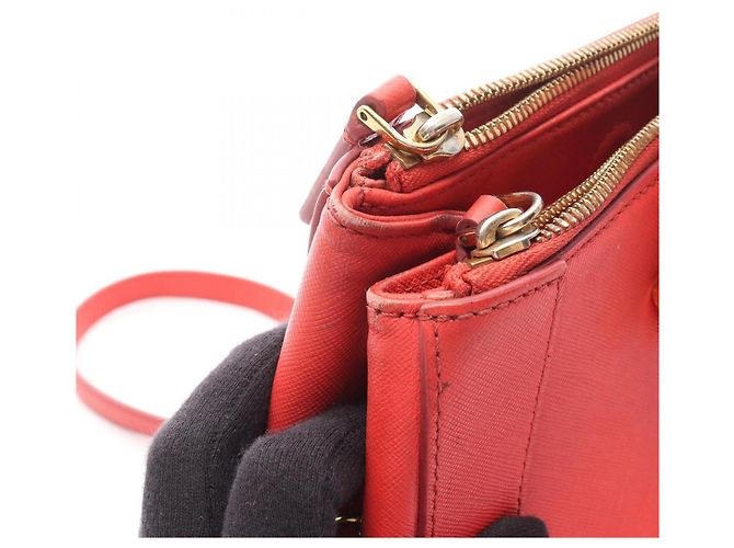 Saco Tote MCM em couro vermelho - vista 13