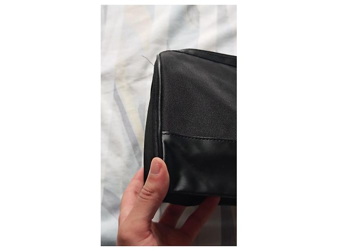 Pochette Issey Miyake nera in pelle e tessuto Nero - vista 10