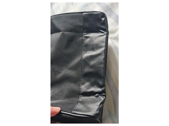 Pochette Issey Miyake nera in pelle e tessuto Nero - vista 6