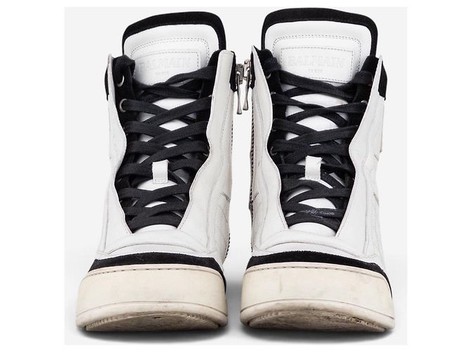 Sapatilhas High-Top de couro acolchoado com logo Balmain by Olivier Rousteing AW13 Branco - vista 5