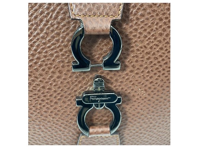 Borsa a tracolla Salvatore Ferragamo Gancini Marrone - vista 5