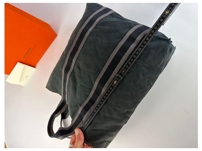 Trim Hermès Sac cabas Vintage Hermes Canvas Gris foncé Sangles rayées Endommagé - vue 11