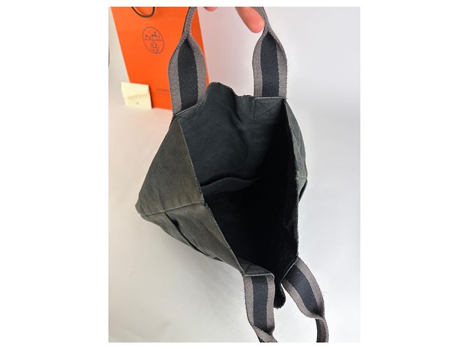 Trim Hermès Sac cabas Vintage Hermes Canvas Gris foncé Sangles rayées Endommagé - vue 3