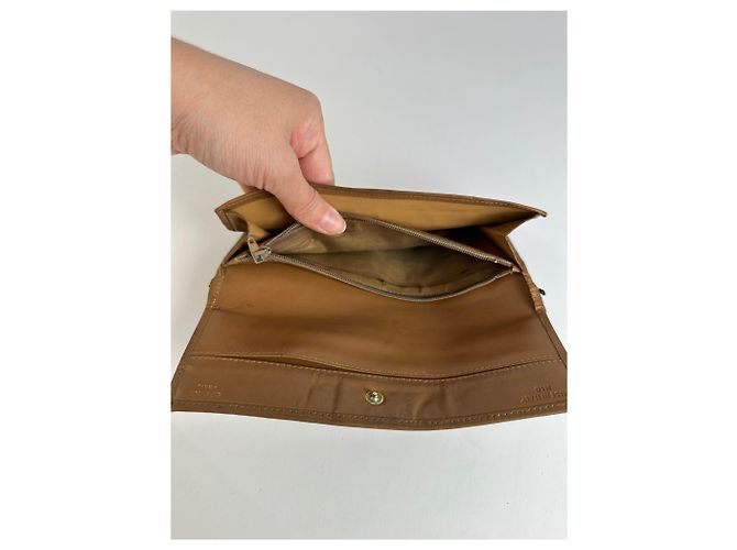 Edge Céline Vintage Celine Macadam Canvas Bifold Wallet Brown Gold - view 6