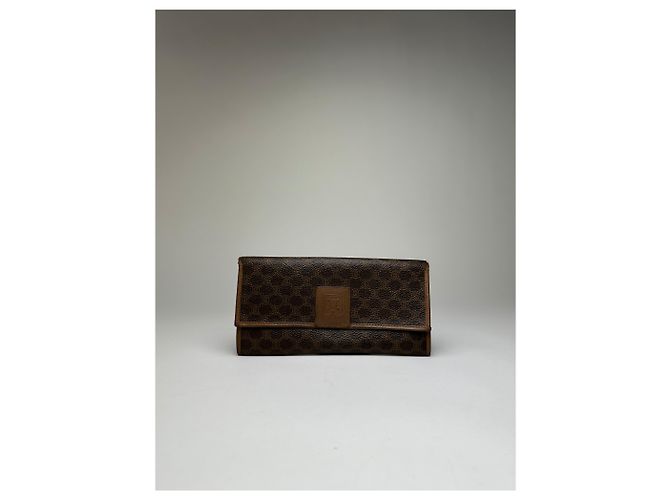 Edge Céline Vintage Celine Macadam Canvas Bifold Wallet Brown Gold - view 9