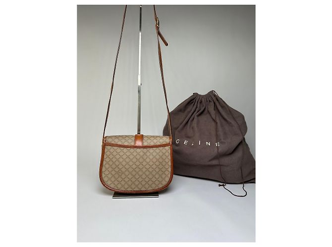 Céline Bolsa Tiracolo com Aba Vintage Celine Macadam Canvas Beige Brown Bege - vista 2