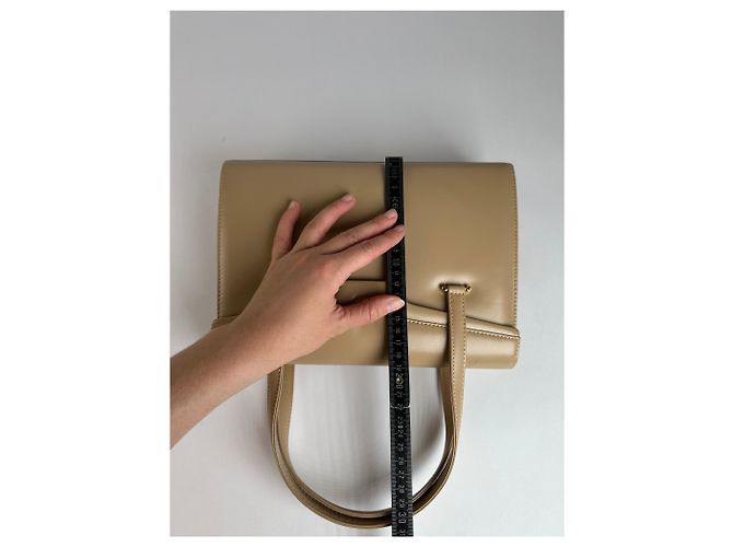 Vintage Givenchy Structured Leather Top-Handle Bag Beige Gold - view 9