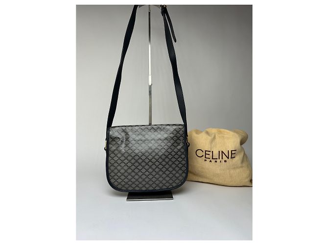 Céline Vintage Celine Monogram Canvas Umhängetasche mit Klappe Navy Beige Marineblau - Ansicht 2
