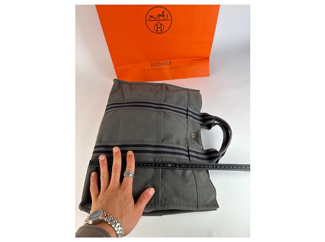 Hermès Vintage Hermes Canvas NetBook Tote Grau Schwarz - Ansicht 11