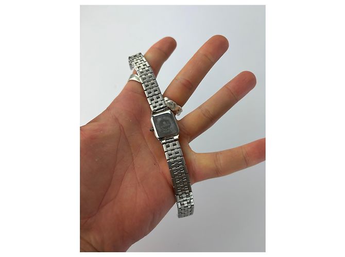 Vintage Givenchy Armbanduhr aus Edelstahl Quartz Schwarz Silber - Ansicht 7