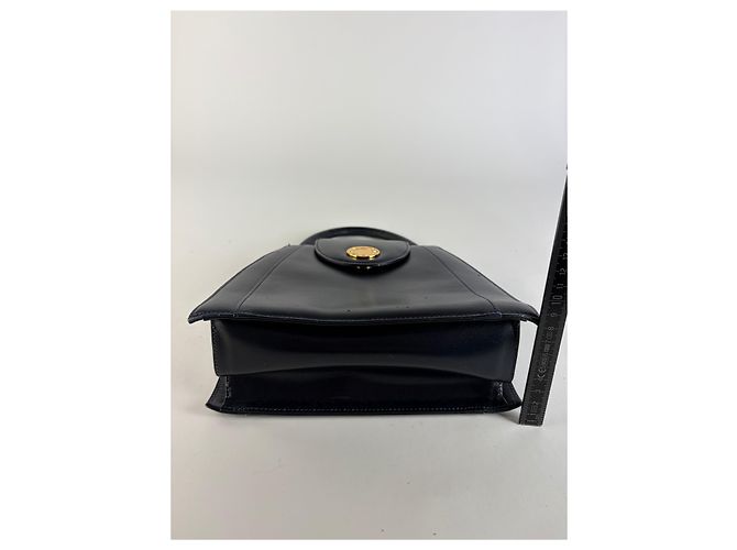 Vintage Givenchy strukturierte Lederhandtasche mit oberem Griff Navy Gold Marineblau - Ansicht 10