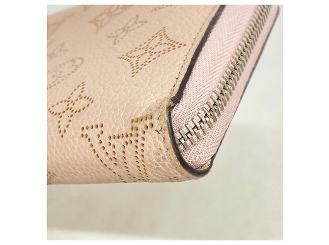 Louis Vuitton Mahina Zippy Wallet in Magnolia - Ansicht 5