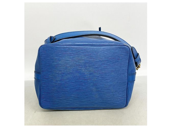Noe Borsa a tracolla Louis Vuitton Epi Petit Noé Blu - vista 3