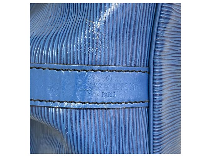 Noe Borsa a tracolla Louis Vuitton Epi Petit Noé Blu - vista 5