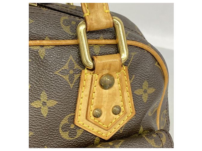 Bolso Louis Vuitton Monogram Manhattan PM Castaño - vista 8